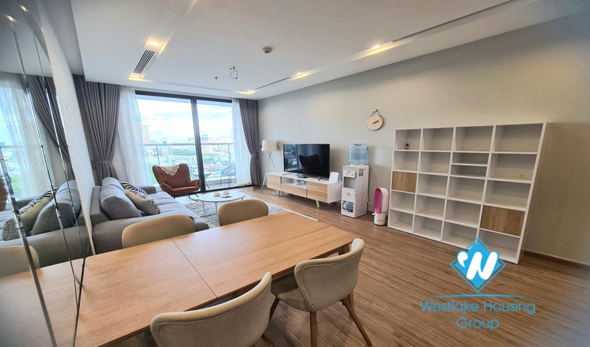 3 bedroom apartment for rent at M3 Vinhome Metropolis, Ba Dinh.